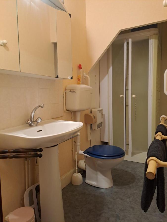 Center Homestay Chateauroux